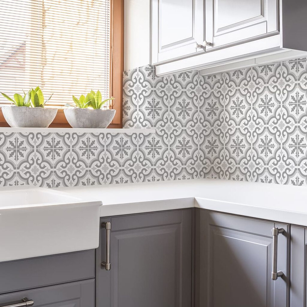 grecian grey wallpaper