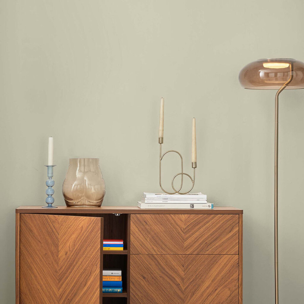 next light beige paint