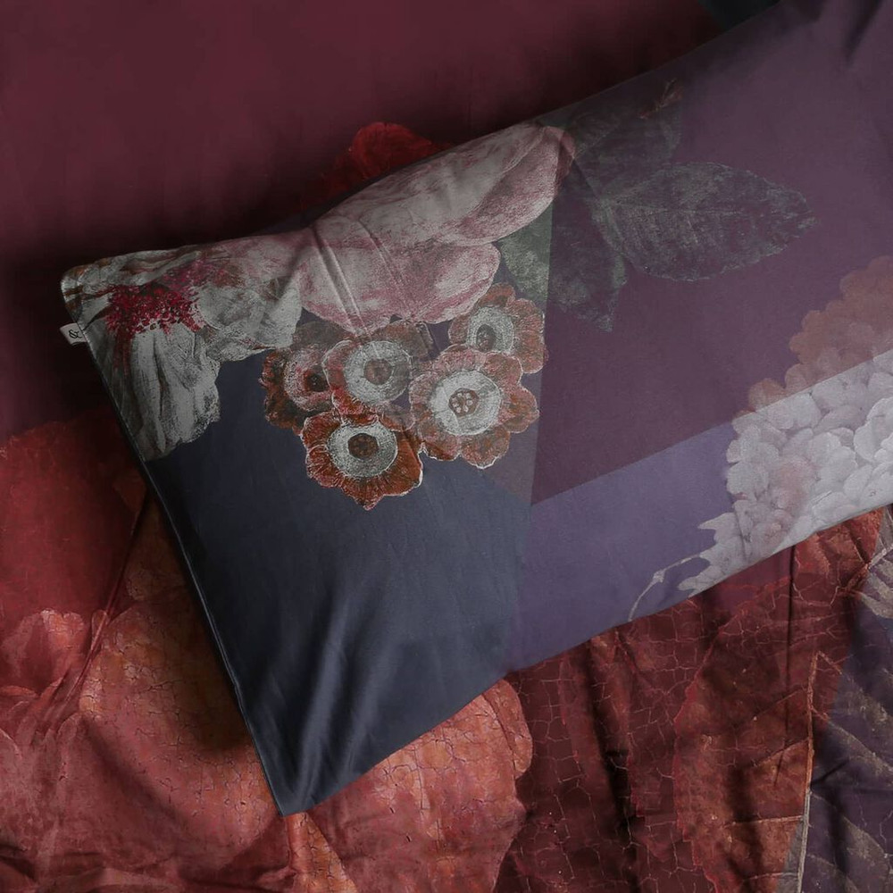 Timepiece Amethyst Duvet Cover Set
