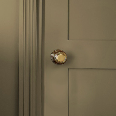 William Morris At Home Woodland Vole Paint - 124281_DETAIL_WOODLAND VOLE_01.jpg