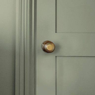 William Morris At Home Crafter's Clay Paint - 124312_DETAIL_CRAFTERS CLAY_01.jpg