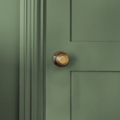 William Morris At Home Outstretch Paint - 124316_DETAIL_OUTSTRETCH_01.jpg